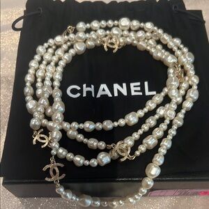 CHANEL Ivory Pearl Necklace with Gold Details